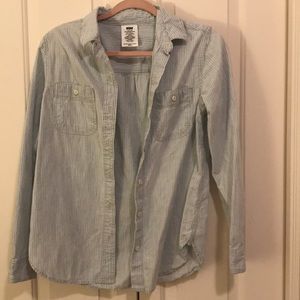 Levi’s button down
